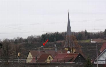 Standort der Sirene auf dem Dach der Grundschule